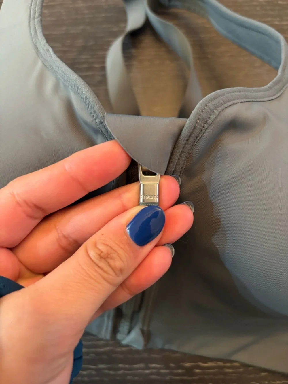 Athleta Advance Zip Front Bra Size 34B